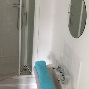 Twin Room Private Bathroom